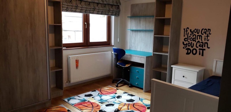 Mobilier comercial executat de Mobila VD în Oradea, lucrarea 3