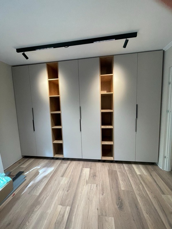 Dressing la comandă executat de Mobila VD în Oradea, lucrarea 3